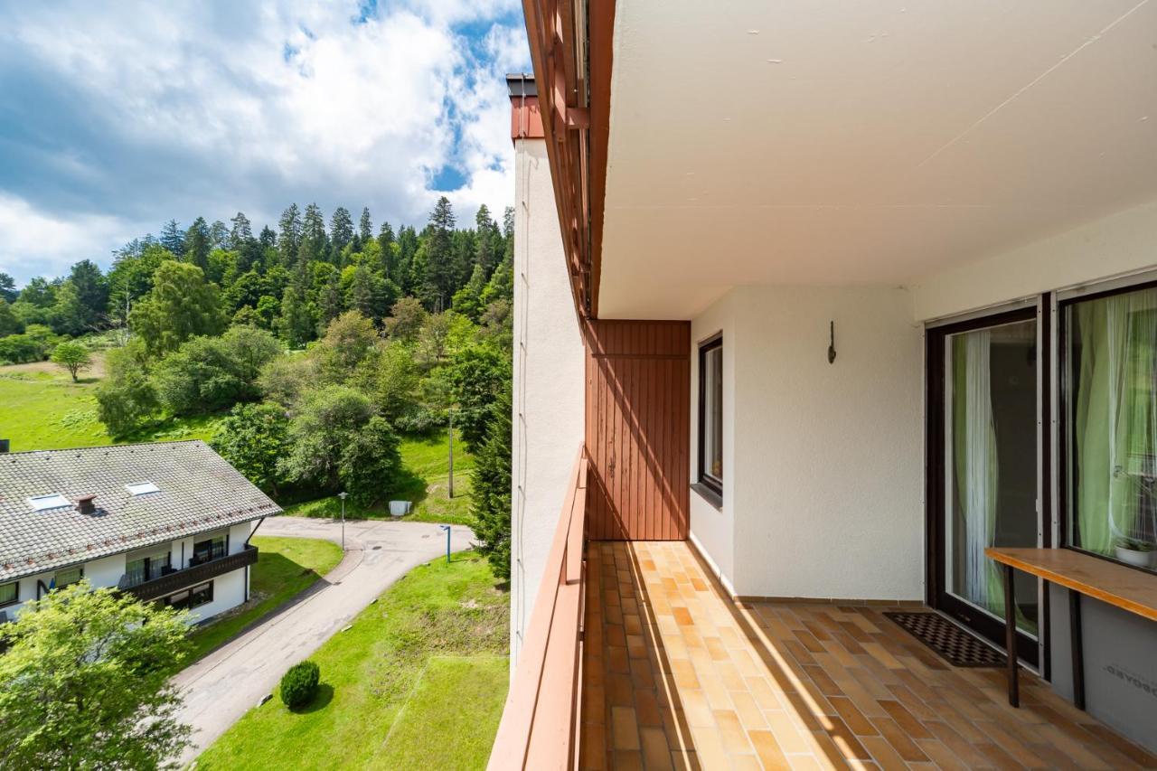 Schwarzwaldsuite Mit Panorama Waldblick เอนซ์เคลิสแทร์เลอ ภายนอก รูปภาพ