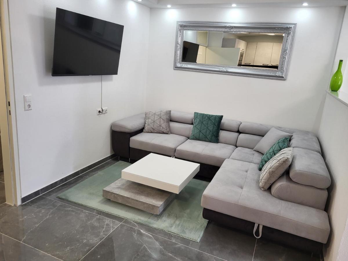 Schwarzwaldsuite Mit Panorama Waldblick เอนซ์เคลิสแทร์เลอ ภายนอก รูปภาพ